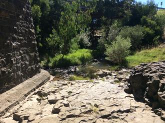 Jacksons Creek at Macedon St bridge