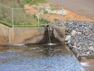 overflow pipe flow
